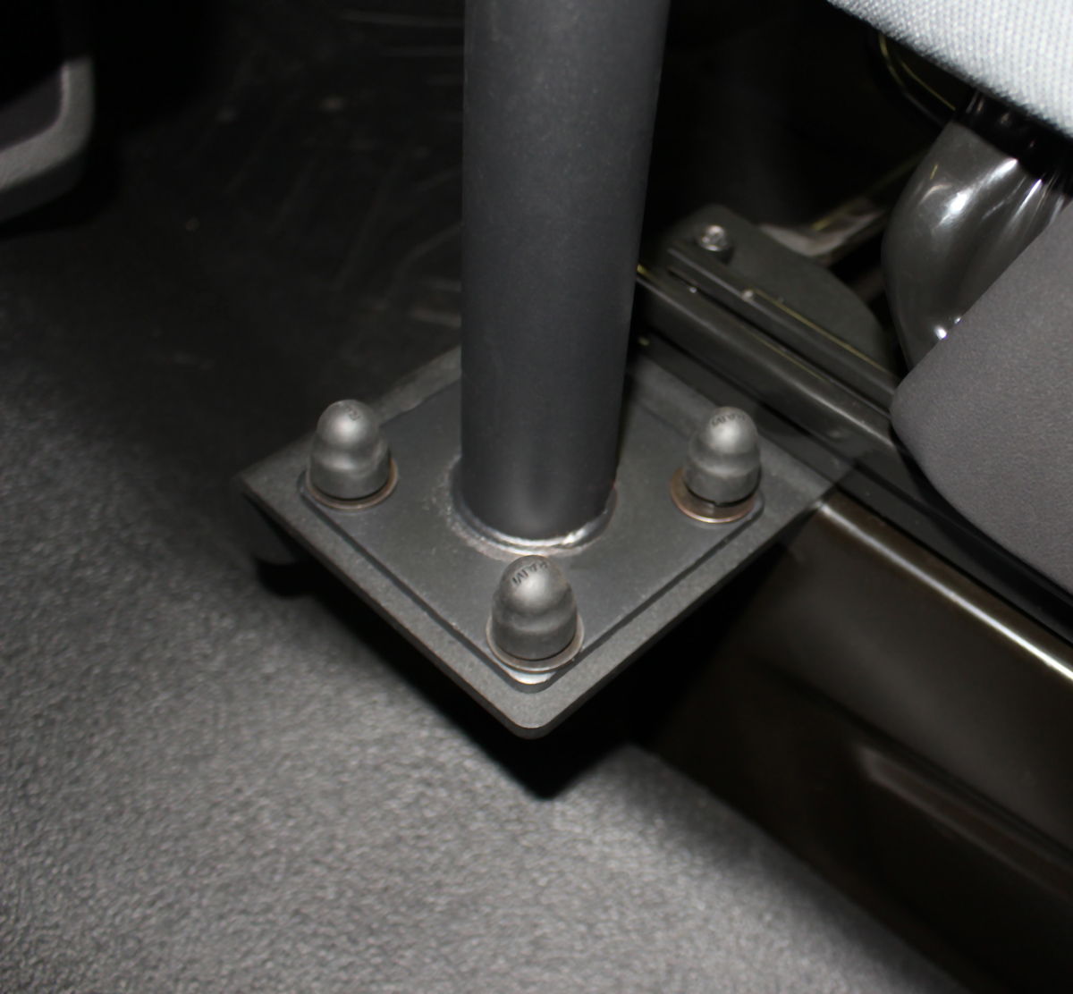 RAM-VB-194-SW1 No-Drill Laptop-Fahrzeughalterung für Ford Transit Van (2014-2019) 5