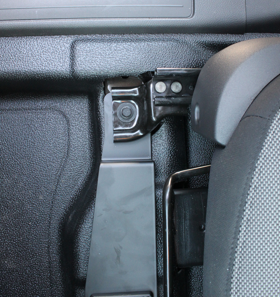 RAM-VB-161-SW1 No-Drill Laptop-Fahrzeughalterung für Ford Taurus (2008 - 2012) 0