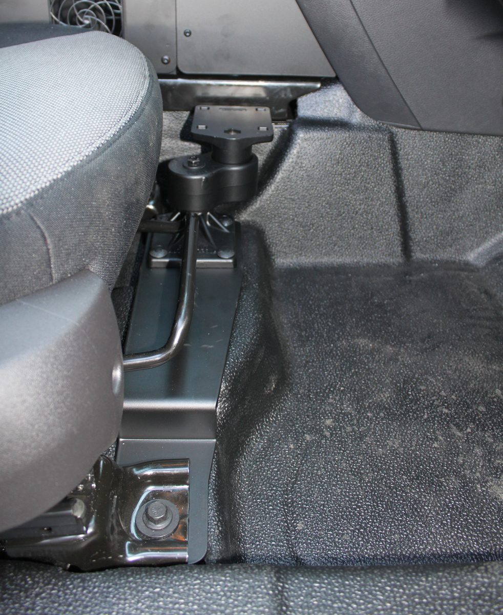 RAM-VB-190-SW1 No-Drill Laptop-Fahrzeughalterung für Ford Taurus (2013 - 2018) 5