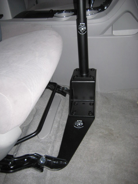 RAM-VB-138ST1-SW1 No-Drill Laptop-Fahrzeughalterung für Toyota FJ Cruiser (2006 - 2014) 0